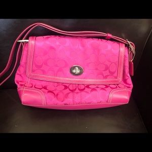 Pristine Coach Hamptons Crossbody Purse